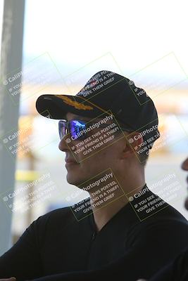 media/Feb-06-2025-Racers Edge (Thu) [[c17ed6f7b1]]/3-Around the Pits-Track Walk/